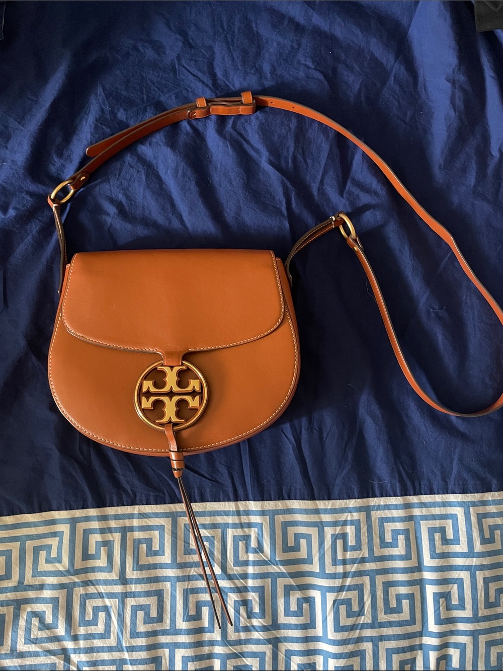 Tory Burch Saddle Crossbody Bag in Cognac Brown with Gold Logo
